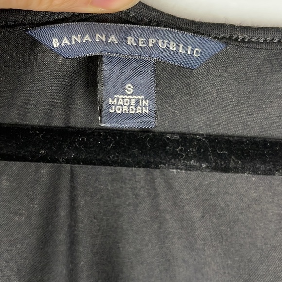 Banana Republic Black Luxe Tank - Picture 3 of 6